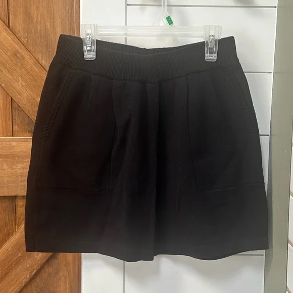 Women's Two Piece Summer Outfits Knit Sweater Short Sets - Picture 6 of 6